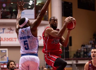 Markel Brown torna ad allenarsi con la squadra: ci sarà contro Venezia?