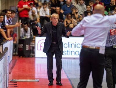 Milano cade al Taliercio contro la Reyer, Trieste sale al quinto posto